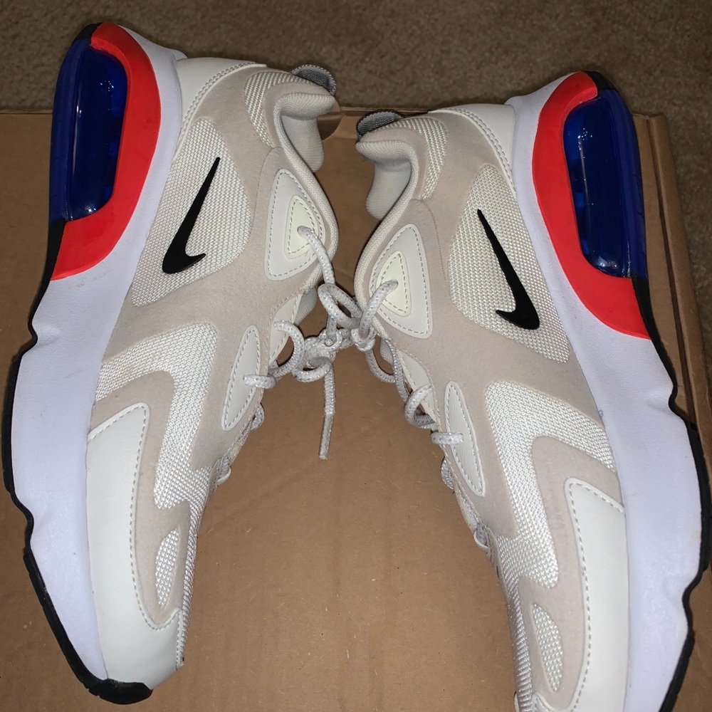 Size 10 Womens- Nike Air Max 200 Desert Sand 2019 - Picture 5 of 7